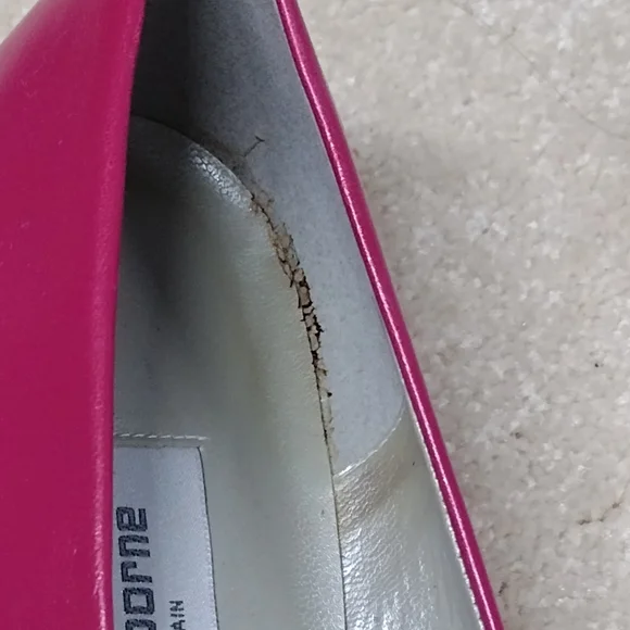 Liz Claiborne Women's Pink Leather Shoes - Picture 5 of 10